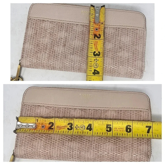 Fossil Ladies Sydney Leather Zip Clutch Wallet Barely Pink Wristlet NWOT - Picture 15 of 16